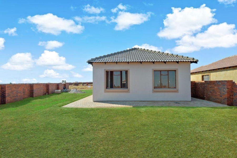2 Bedroom Property for Sale in Westonaria Gauteng