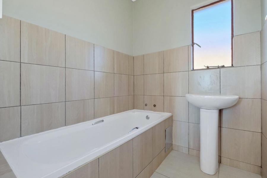 2 Bedroom Property for Sale in Westonaria Gauteng