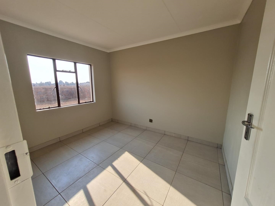 2 Bedroom Property for Sale in Westonaria Gauteng