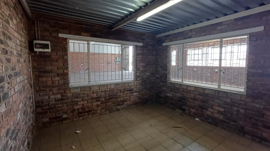 To Let commercial Property for Rent in Meyerton Park Gauteng