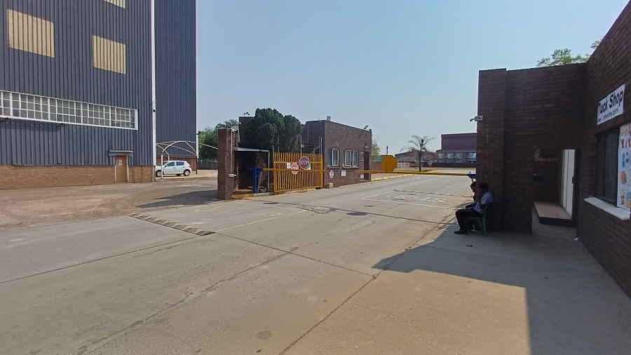 To Let commercial Property for Rent in Meyerton Park Gauteng