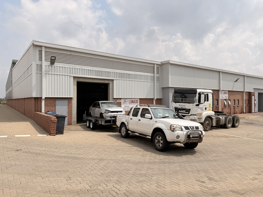 To Let commercial Property for Rent in Clayville Gauteng