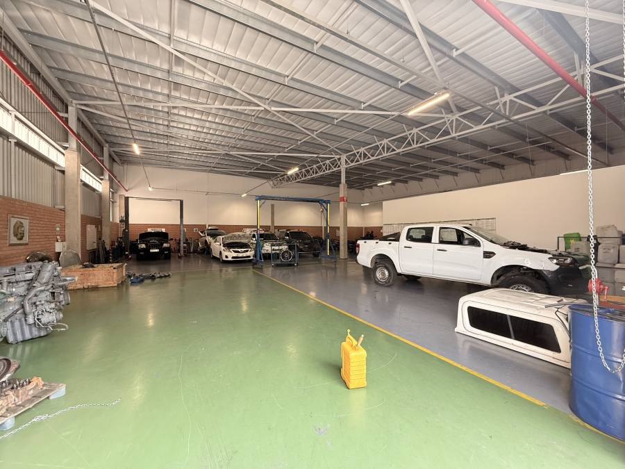 To Let commercial Property for Rent in Clayville Gauteng