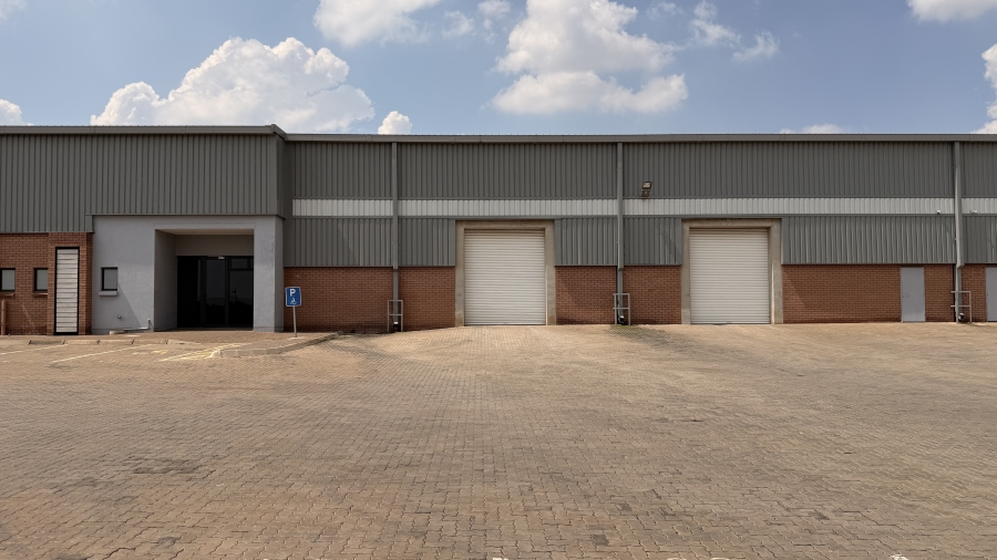 To Let commercial Property for Rent in Clayville Gauteng