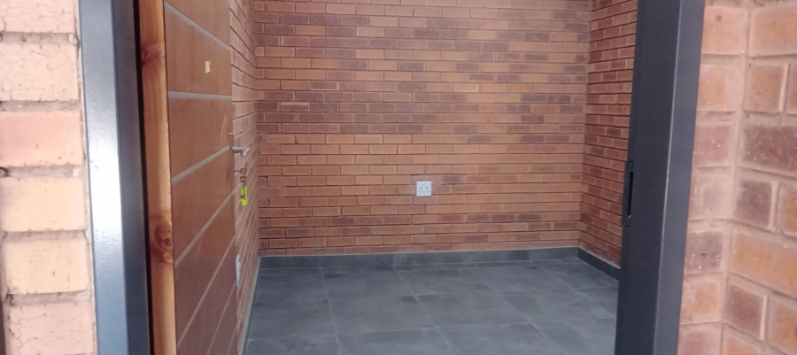 To Let commercial Property for Rent in Ormonde Gauteng