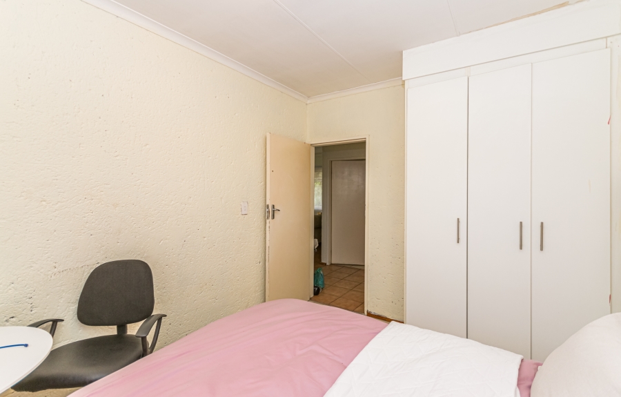 3 Bedroom Property for Sale in Die Hoewes Gauteng