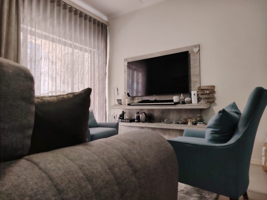 2 Bedroom Property for Sale in Carlswald Gauteng