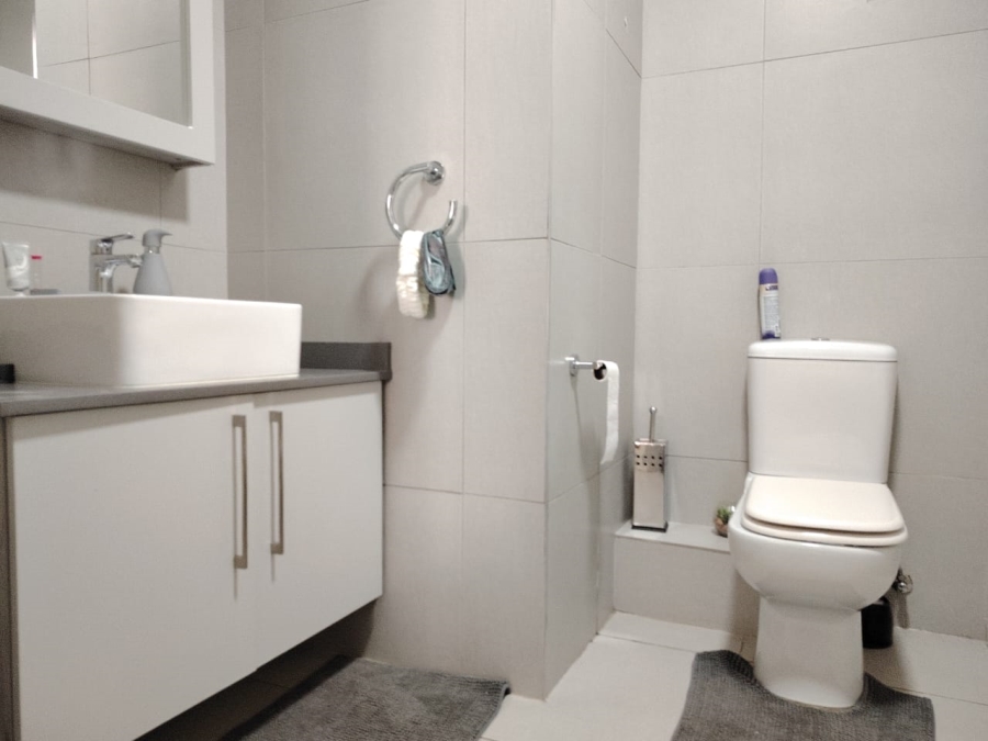 2 Bedroom Property for Sale in Carlswald Gauteng
