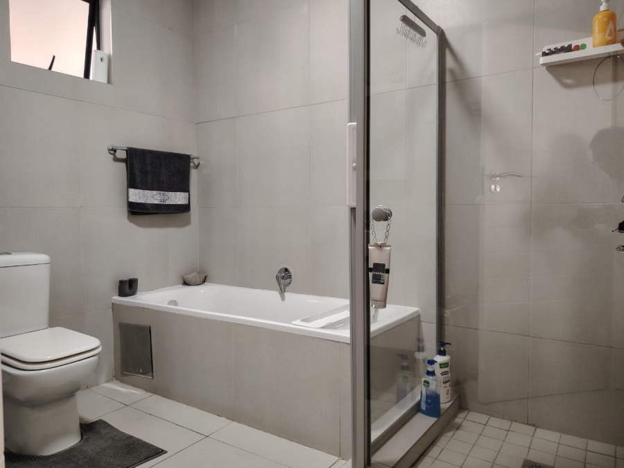 2 Bedroom Property for Sale in Carlswald Gauteng