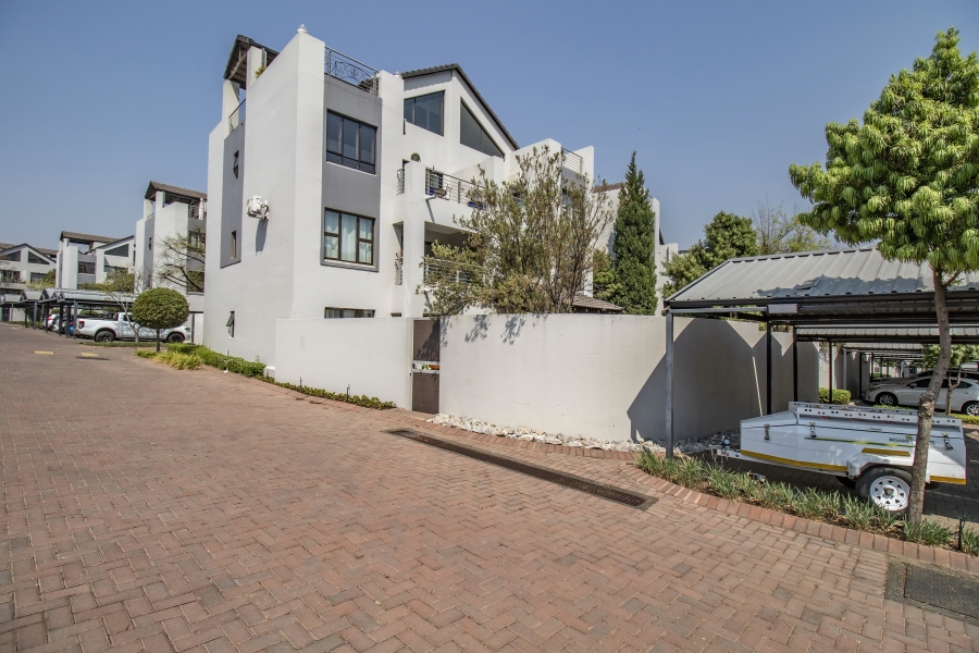 2 Bedroom Property for Sale in Douglasdale Gauteng
