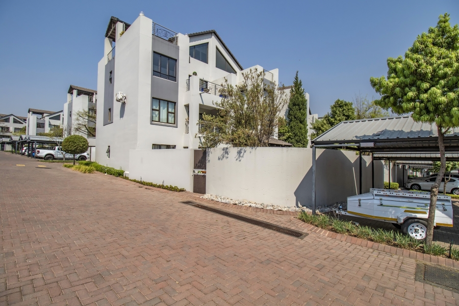 2 Bedroom Property for Sale in Douglasdale Gauteng