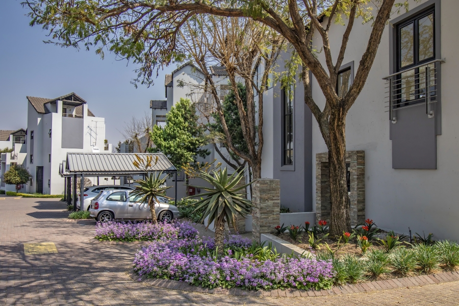 2 Bedroom Property for Sale in Douglasdale Gauteng