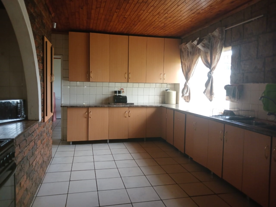 4 Bedroom Property for Sale in Pelzvale A H Gauteng