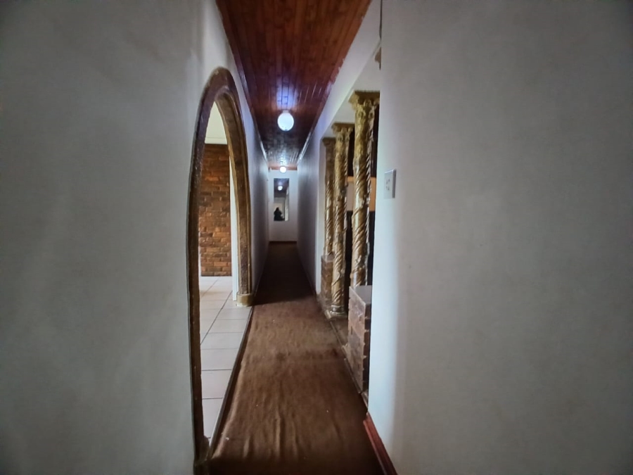 4 Bedroom Property for Sale in Pelzvale A H Gauteng