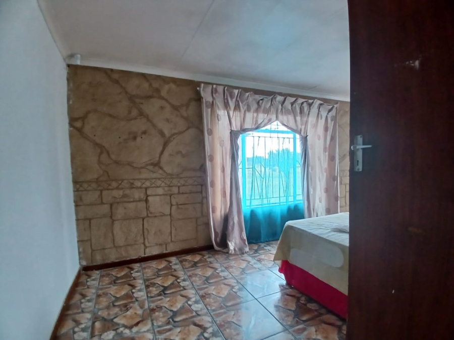4 Bedroom Property for Sale in Pelzvale A H Gauteng