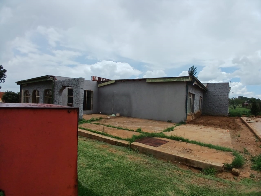 4 Bedroom Property for Sale in Pelzvale A H Gauteng