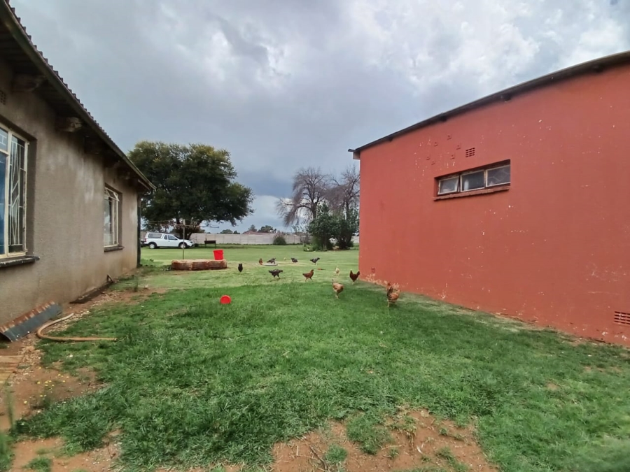 4 Bedroom Property for Sale in Pelzvale A H Gauteng