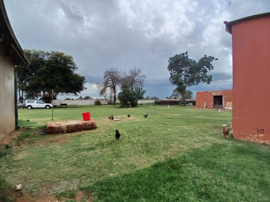 4 Bedroom Property for Sale in Pelzvale A H Gauteng