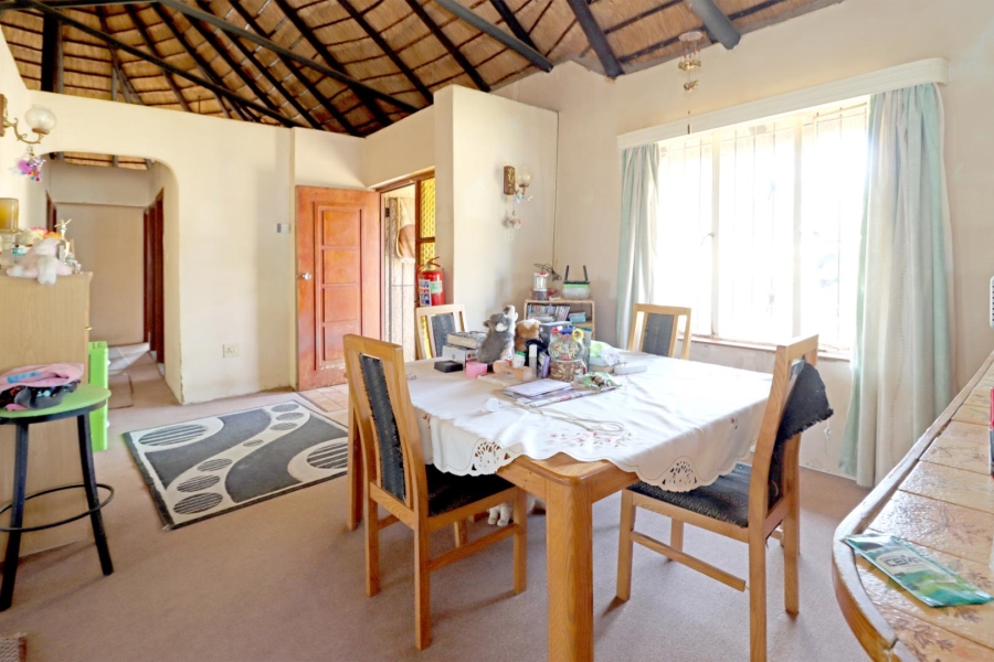 5 Bedroom Property for Sale in Blue Hills AH Gauteng