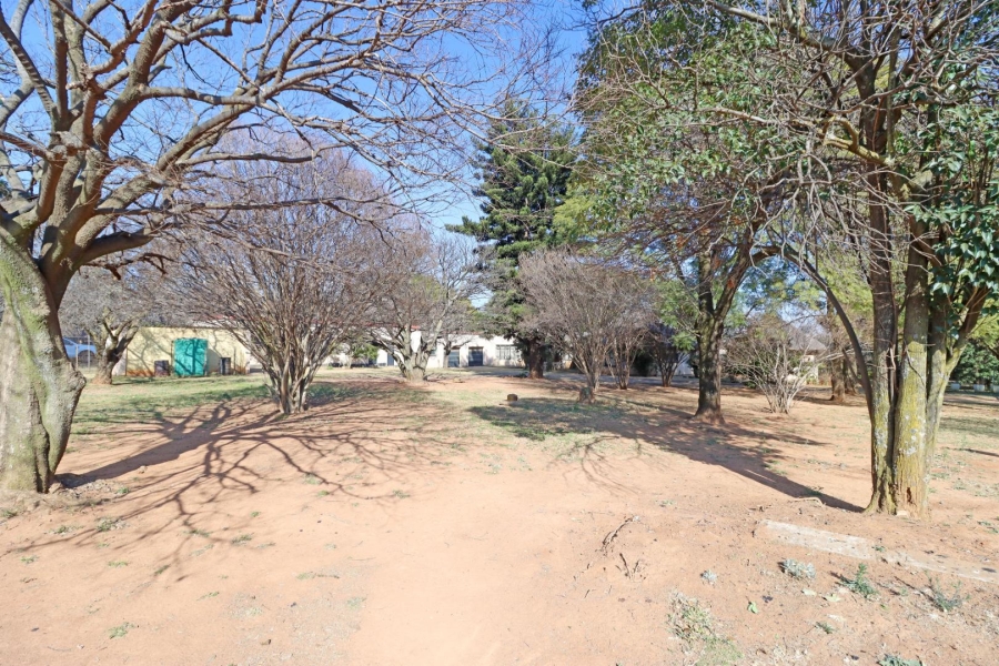 5 Bedroom Property for Sale in Blue Hills AH Gauteng