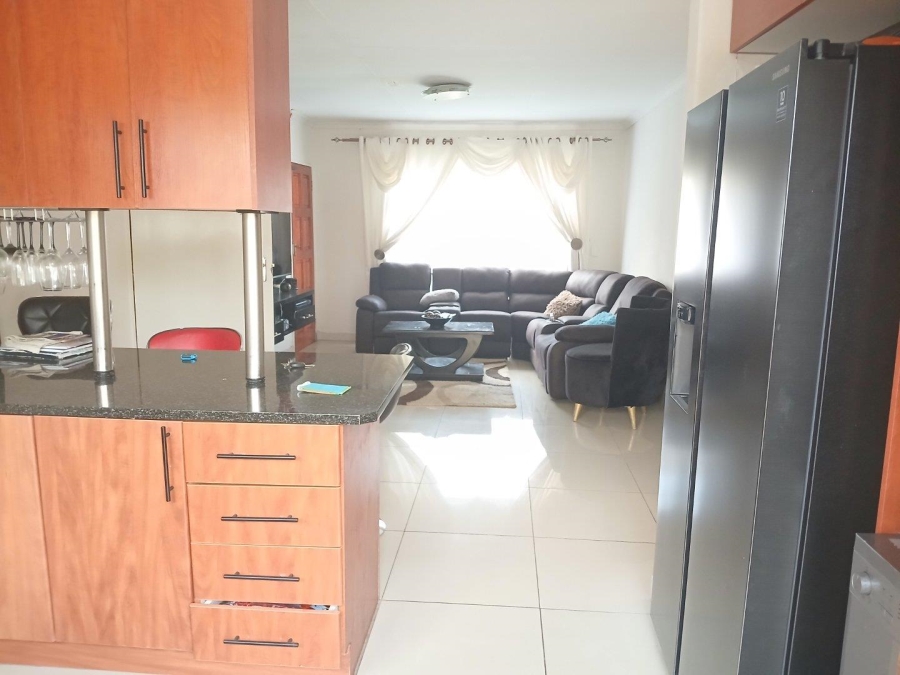 To Let 3 Bedroom Property for Rent in Kosmosdal Gauteng