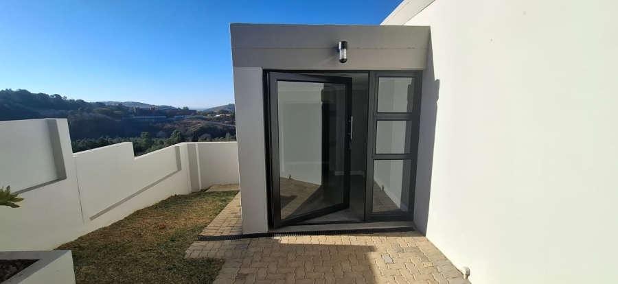 4 Bedroom Property for Sale in Roodekrans Gauteng