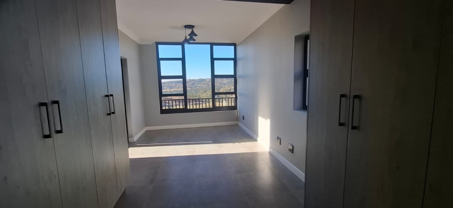 4 Bedroom Property for Sale in Roodekrans Gauteng
