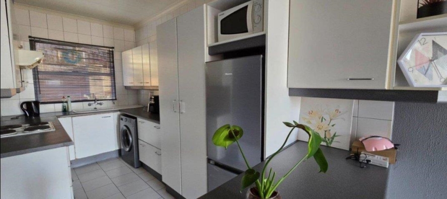 2 Bedroom Property for Sale in Silverfields Gauteng