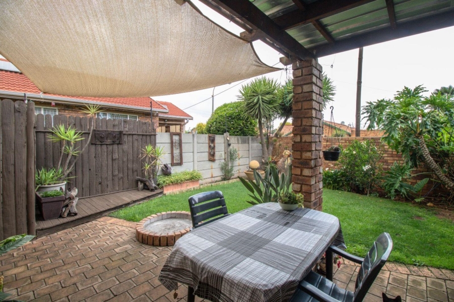 3 Bedroom Property for Sale in Terenure Gauteng