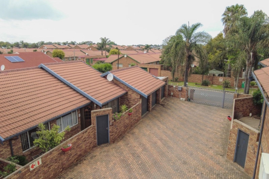 3 Bedroom Property for Sale in Terenure Gauteng