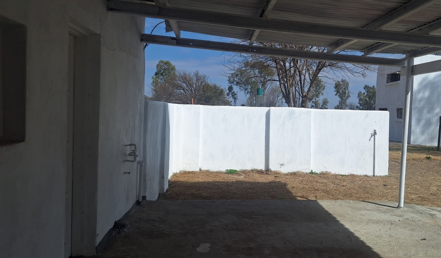 To Let 2 Bedroom Property for Rent in Nanescol Gauteng