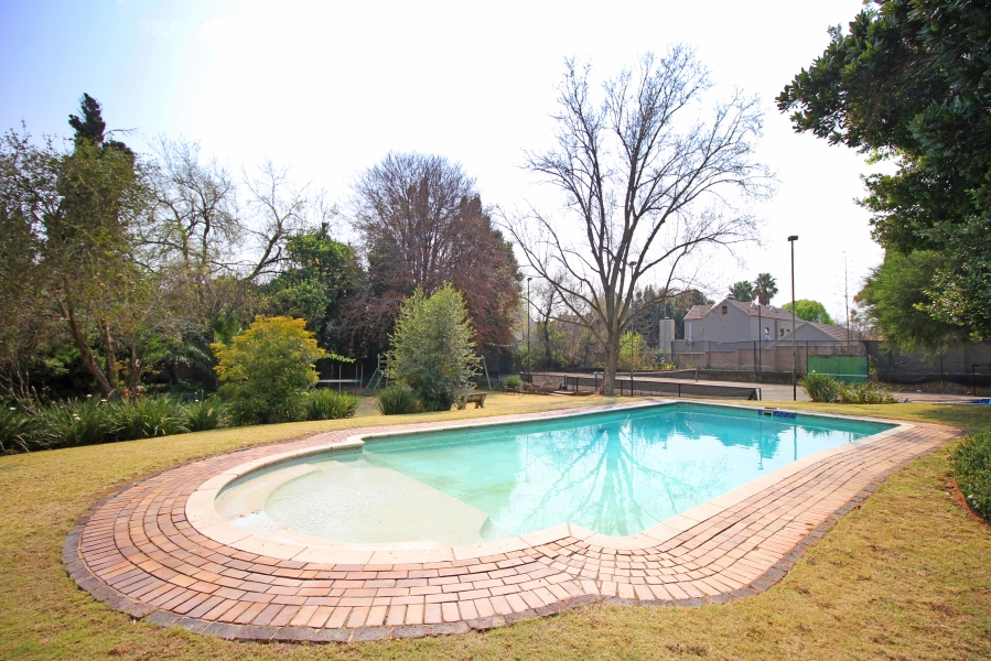 4 Bedroom Property for Sale in Waverley Gauteng