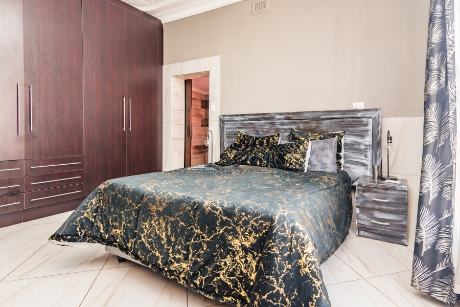 9 Bedroom Property for Sale in Krugersdorp North Gauteng