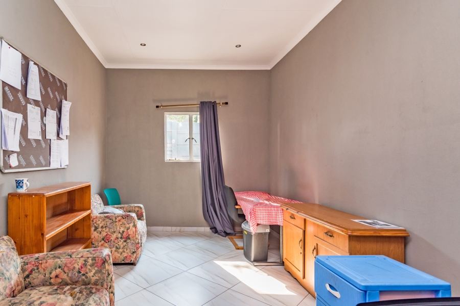 9 Bedroom Property for Sale in Krugersdorp North Gauteng