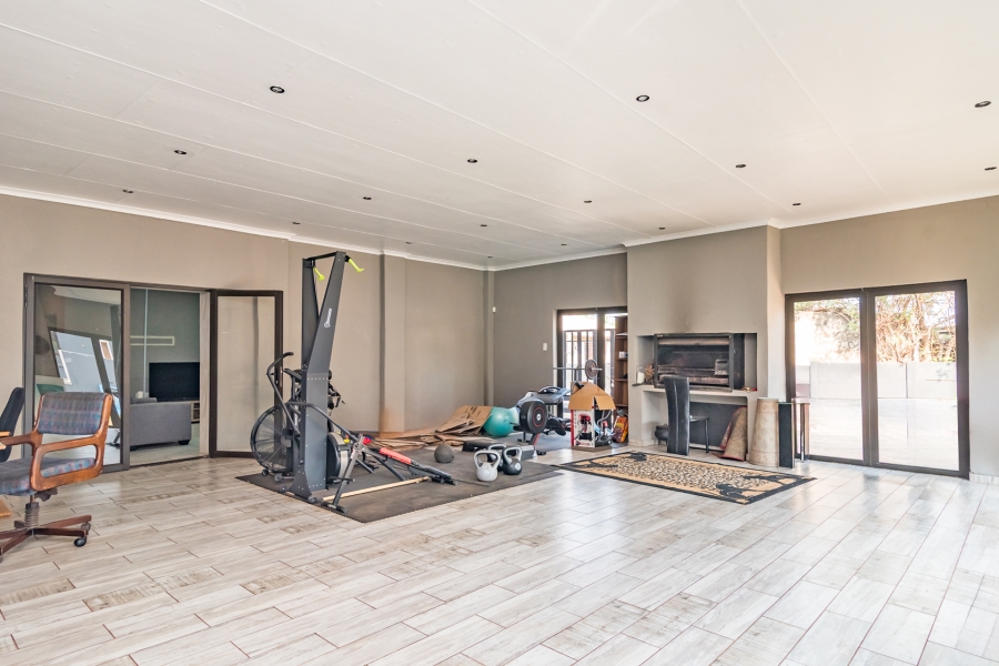9 Bedroom Property for Sale in Krugersdorp North Gauteng