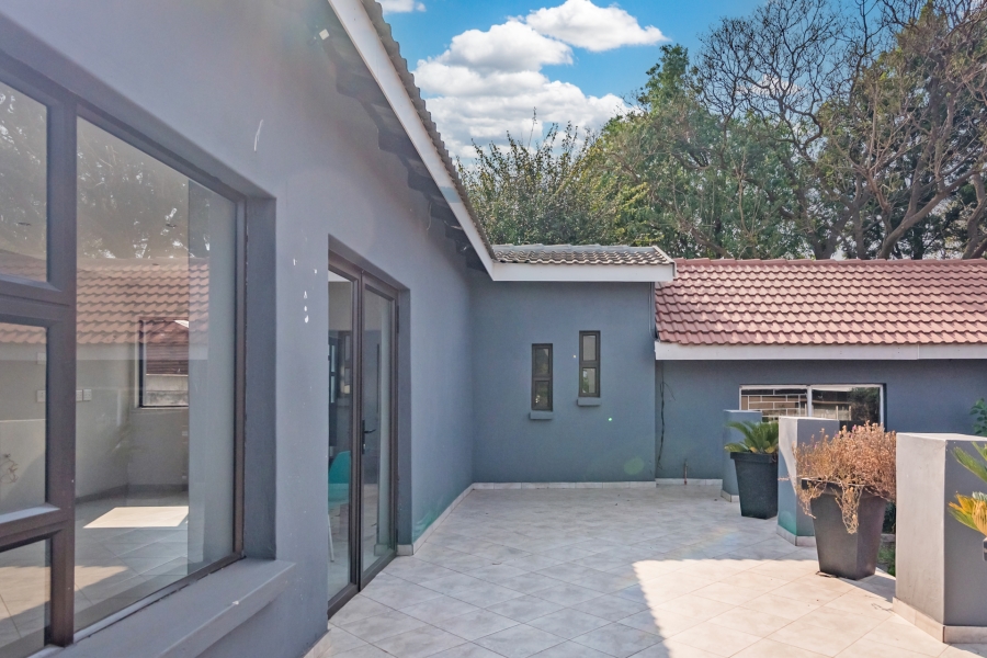 9 Bedroom Property for Sale in Krugersdorp North Gauteng