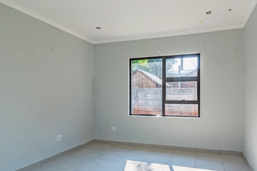 9 Bedroom Property for Sale in Krugersdorp North Gauteng