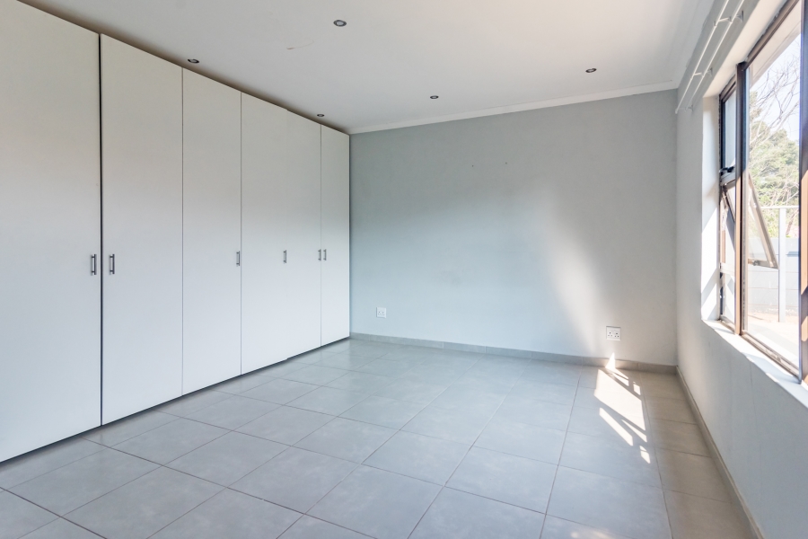 9 Bedroom Property for Sale in Krugersdorp North Gauteng