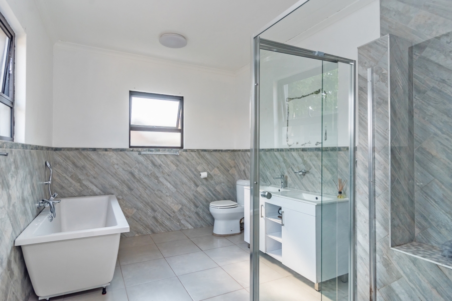 9 Bedroom Property for Sale in Krugersdorp North Gauteng