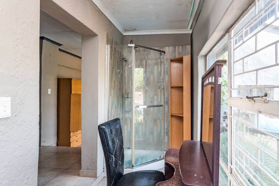 9 Bedroom Property for Sale in Krugersdorp North Gauteng