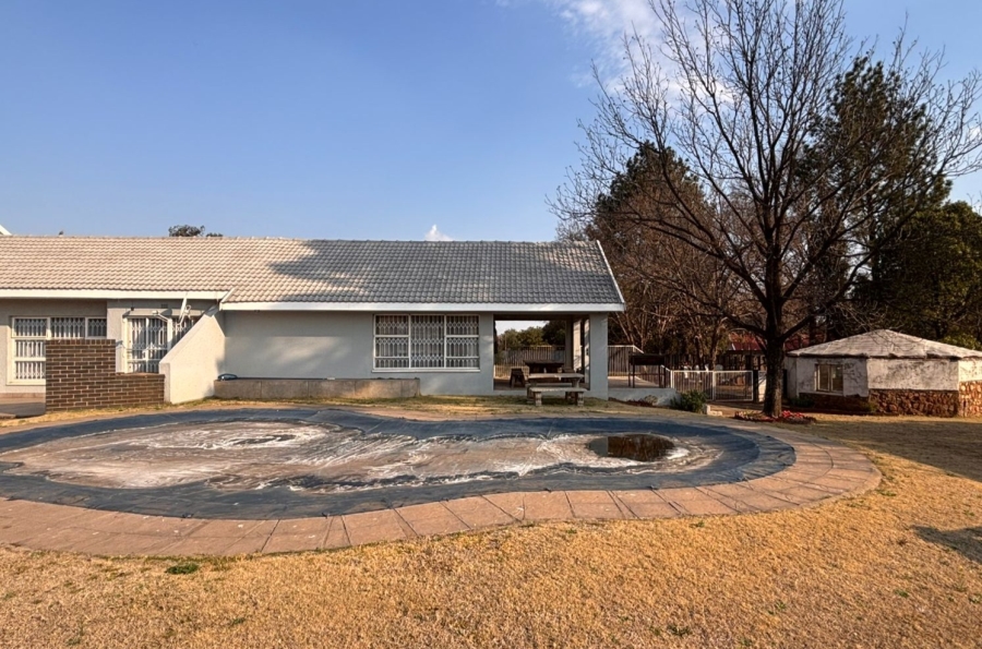 3 Bedroom Property for Sale in Mantevrede Gauteng