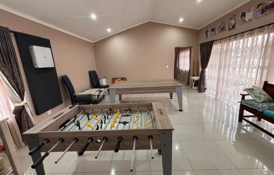 3 Bedroom Property for Sale in Mantevrede Gauteng