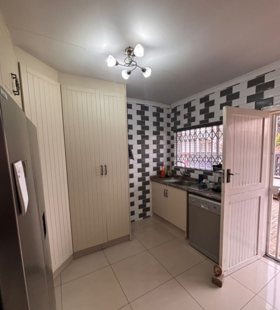 3 Bedroom Property for Sale in Mantevrede Gauteng
