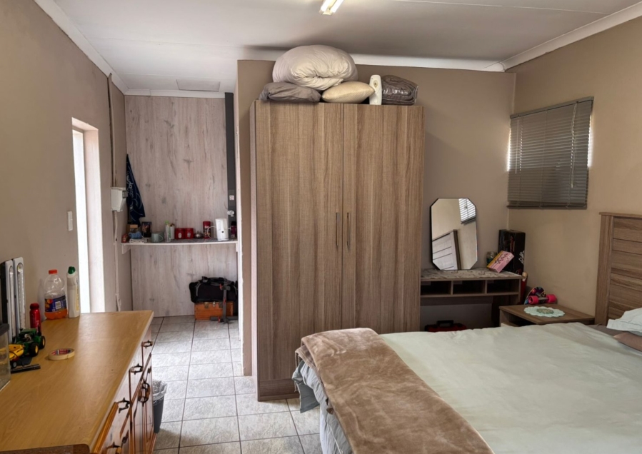 3 Bedroom Property for Sale in Mantevrede Gauteng