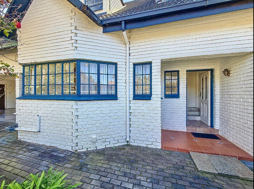 To Let 2 Bedroom Property for Rent in Silver Lakes Golf Estate Gauteng