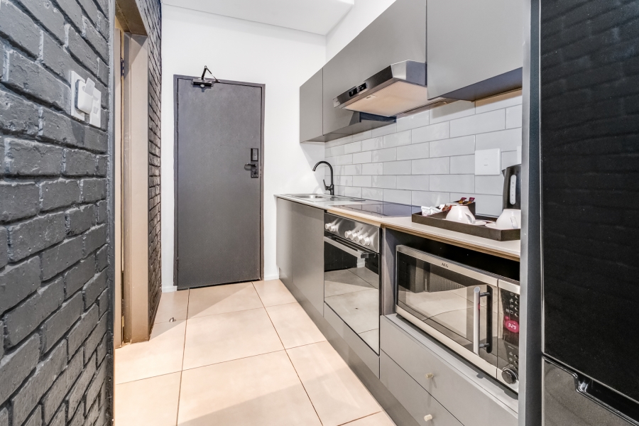 1 Bedroom Property for Sale in Sandown Gauteng