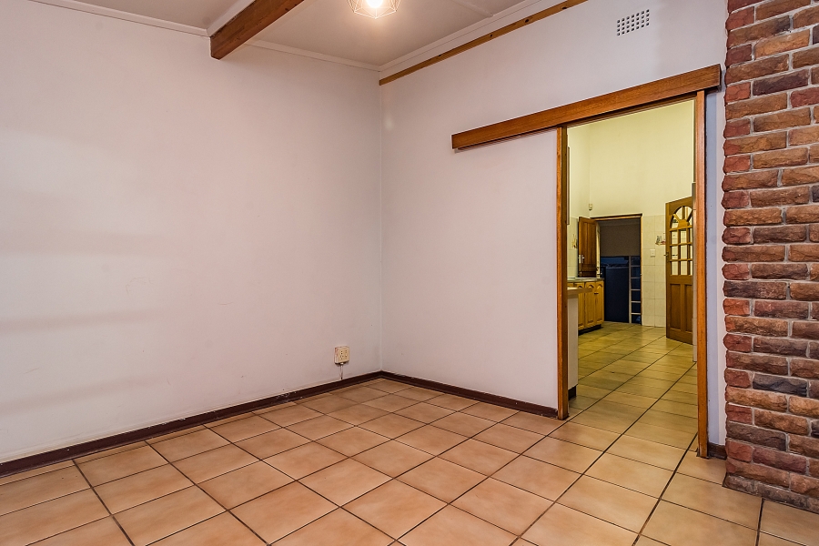 6 Bedroom Property for Sale in Noordheuwel Gauteng