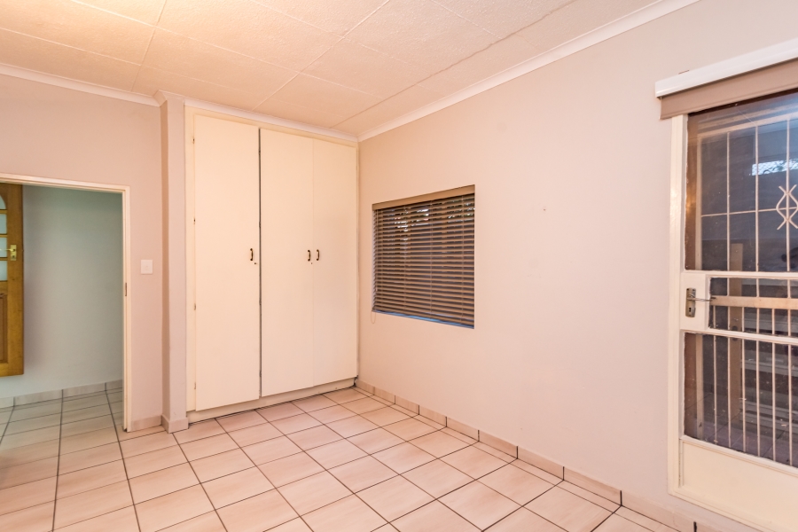 6 Bedroom Property for Sale in Noordheuwel Gauteng