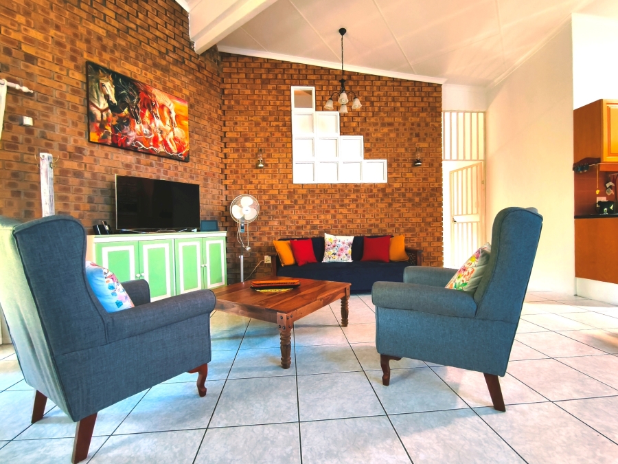 6 Bedroom Property for Sale in The Reeds Gauteng