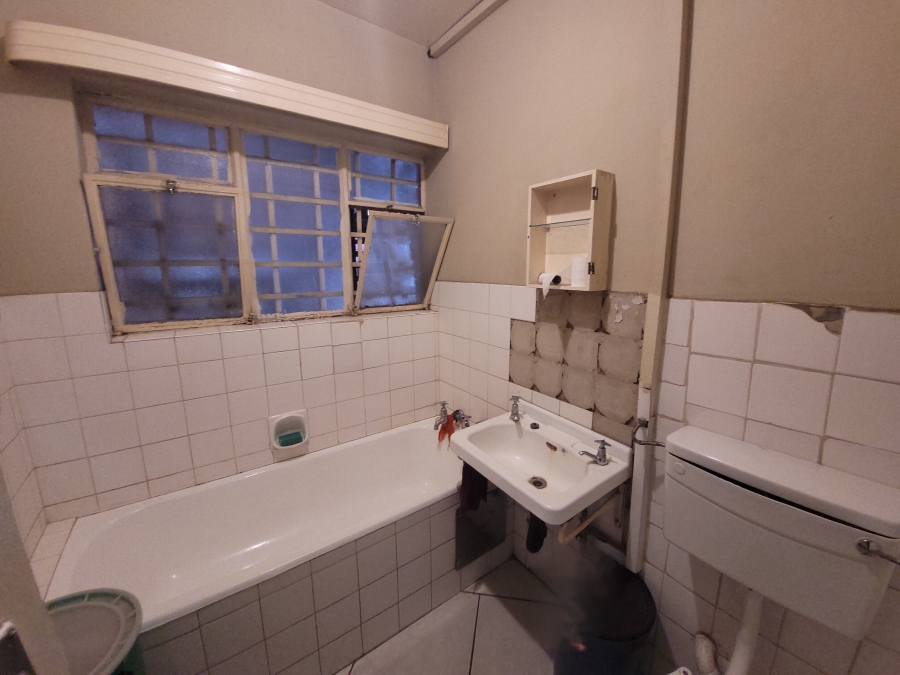1 Bedroom Property for Sale in Sunnyside Gauteng